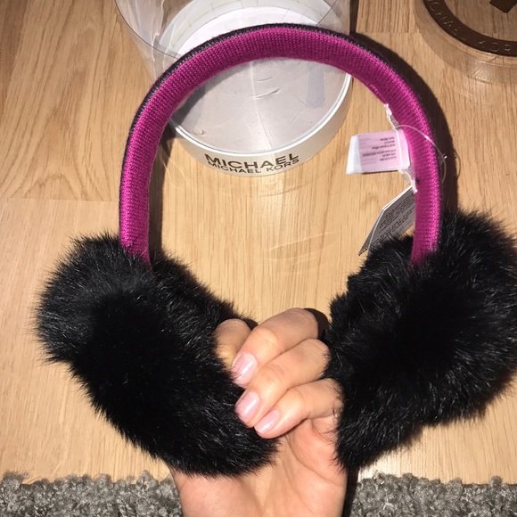 Michael Kors earmuffs - Picture 2 of 8